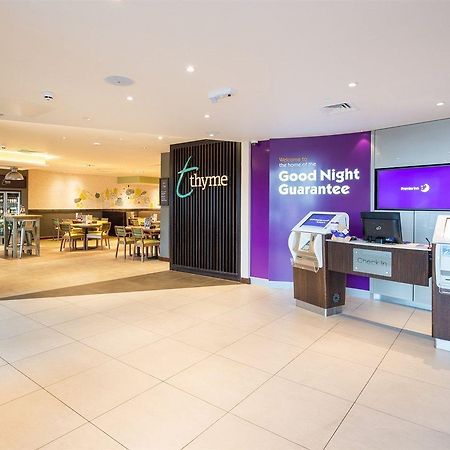 Premier Inn Basingstoke Town Centre Kültér fotó