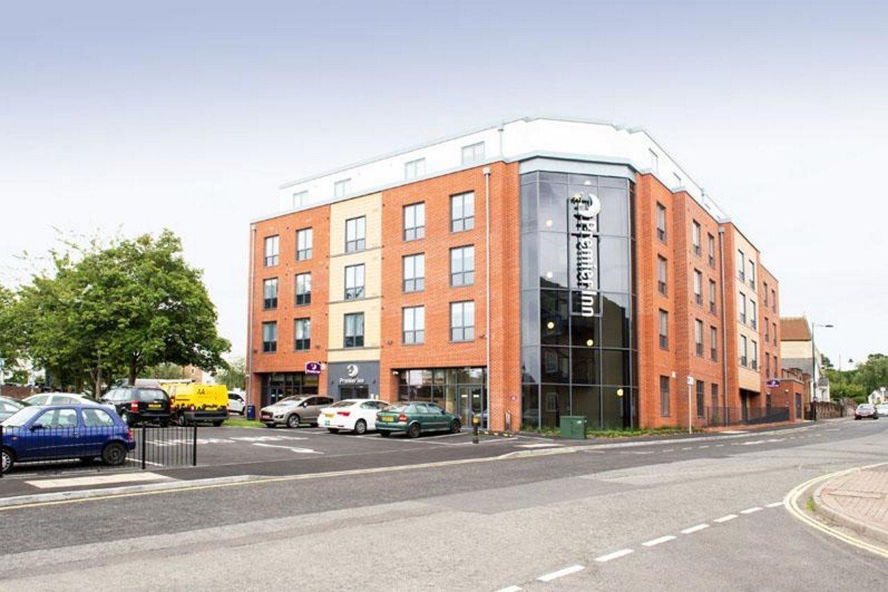 Premier Inn Basingstoke Town Centre Kültér fotó